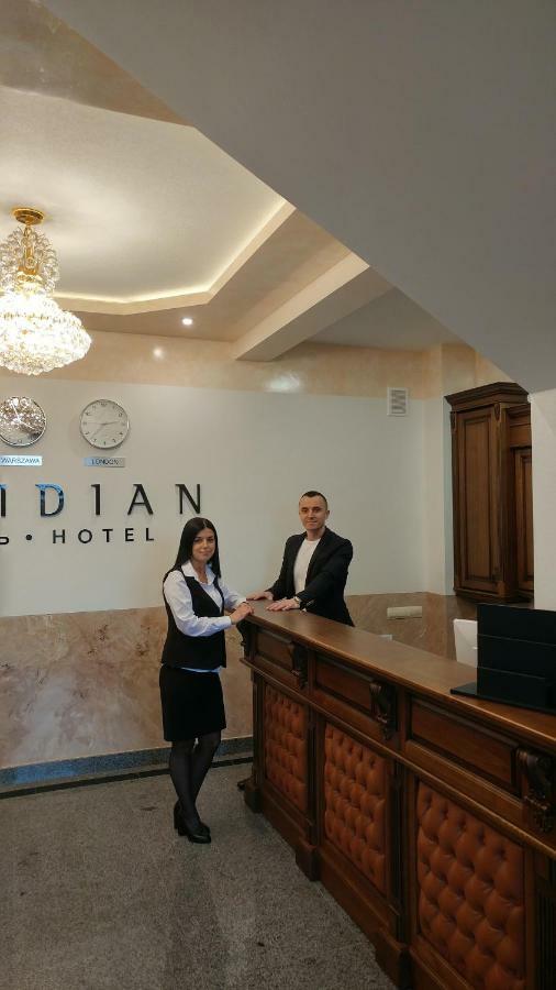Hotel Meridian Brody ภายนอก รูปภาพ